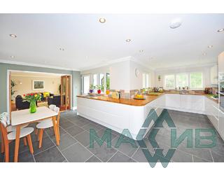 Что лучше выбрать для кухни: матовый или глянцевый фасад